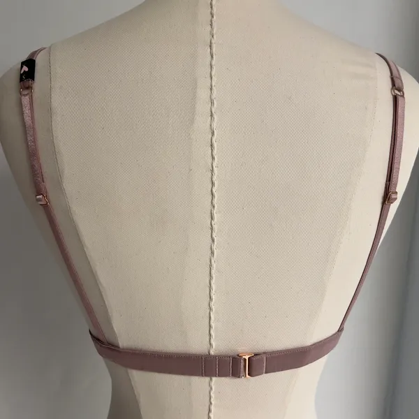 Victoria's Secret Luxe Satin Triangle Bra NWT - Image 4