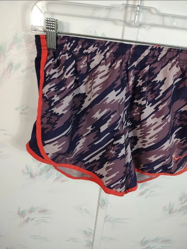 Nike Dri-Fit Purple Printed Shorts - Image 2