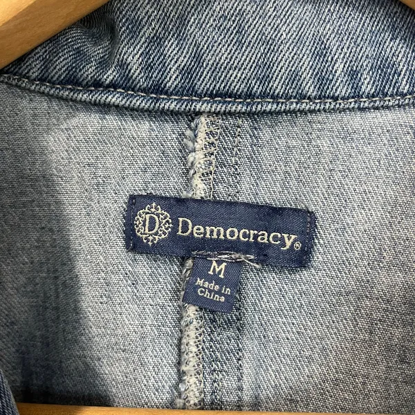 Democracy Denim Jean Jacket‎ Medium 100% Cotton Blue Cropped Classic - Image 5