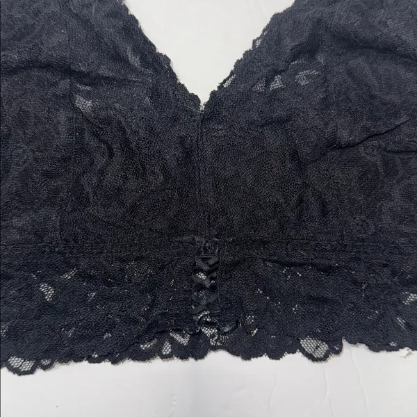 Victoria's Secret Black Lace Bralette XL unlined - Image 2