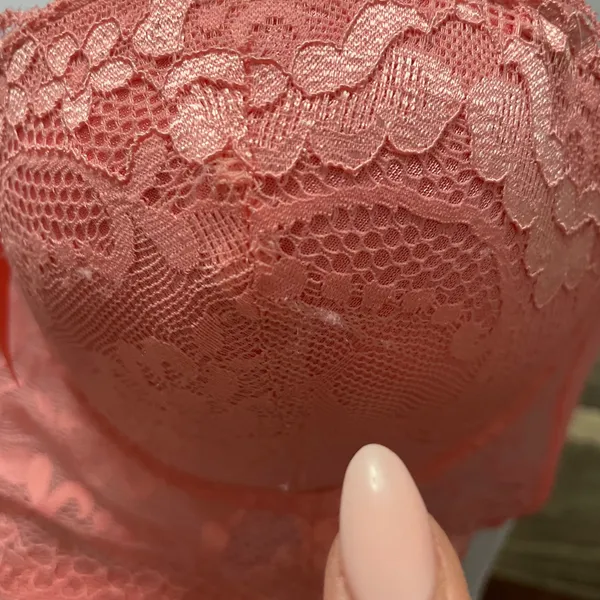Black Fuchsia Peach Colored Lace Bra With 6 Rows Of Claps Size 34B - Image 4