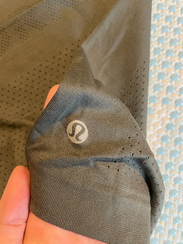 Lululemon New York Tank Top - Image 5
