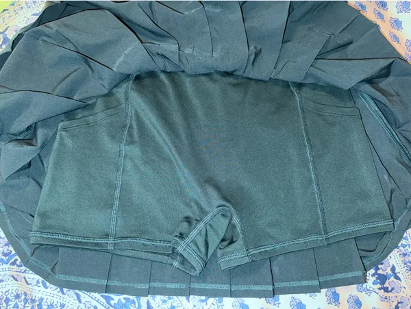 Alo Skirt Yoga Tennis - Image 3