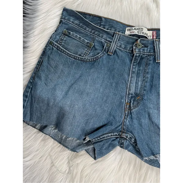 Levi’s 559 Relaxed Cut From Mens Jeans Faded Blue Denim Cut Offs - Image 2