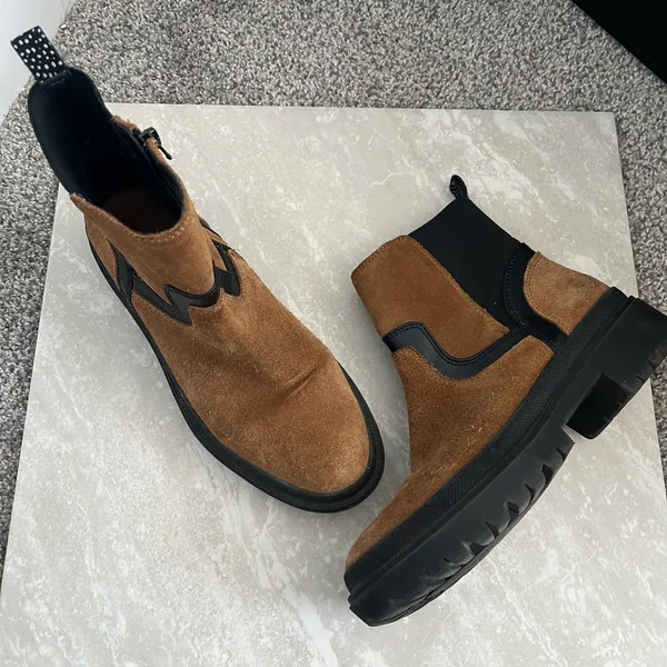 Lucky Brand Eabile Suede Boots- Size 9 - Image 2