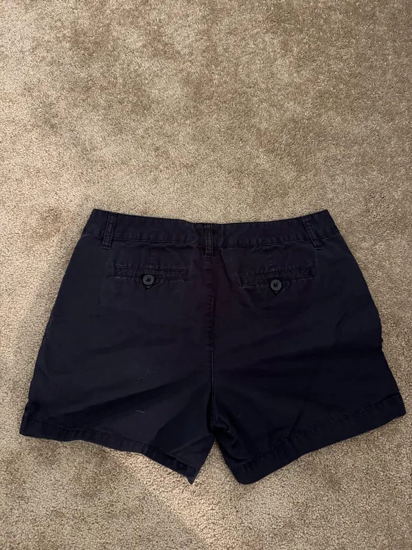 Black shorts - Image 2
