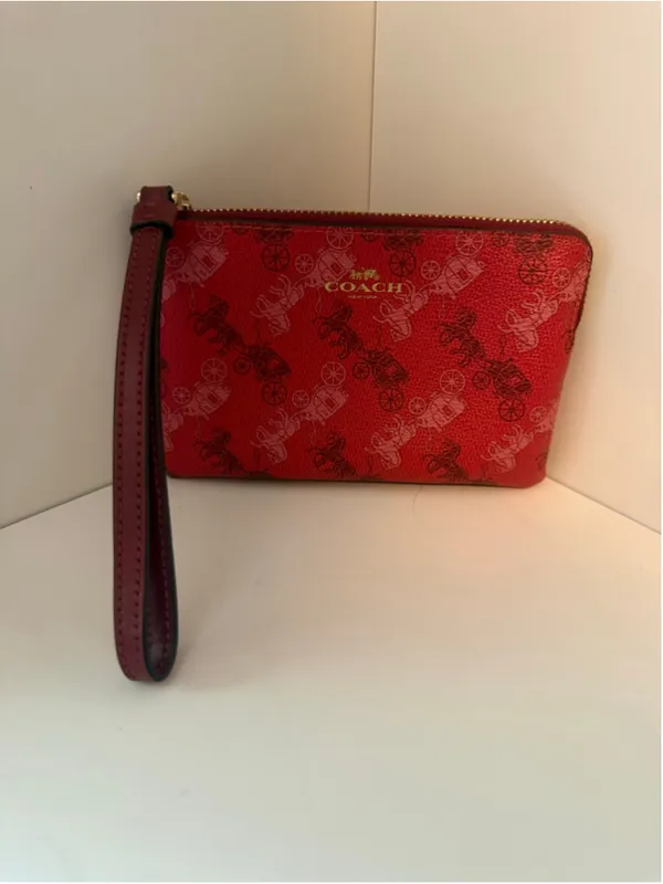 Coach Horse & Carriage Print Corner Zip Wristlet – Red - Image 3