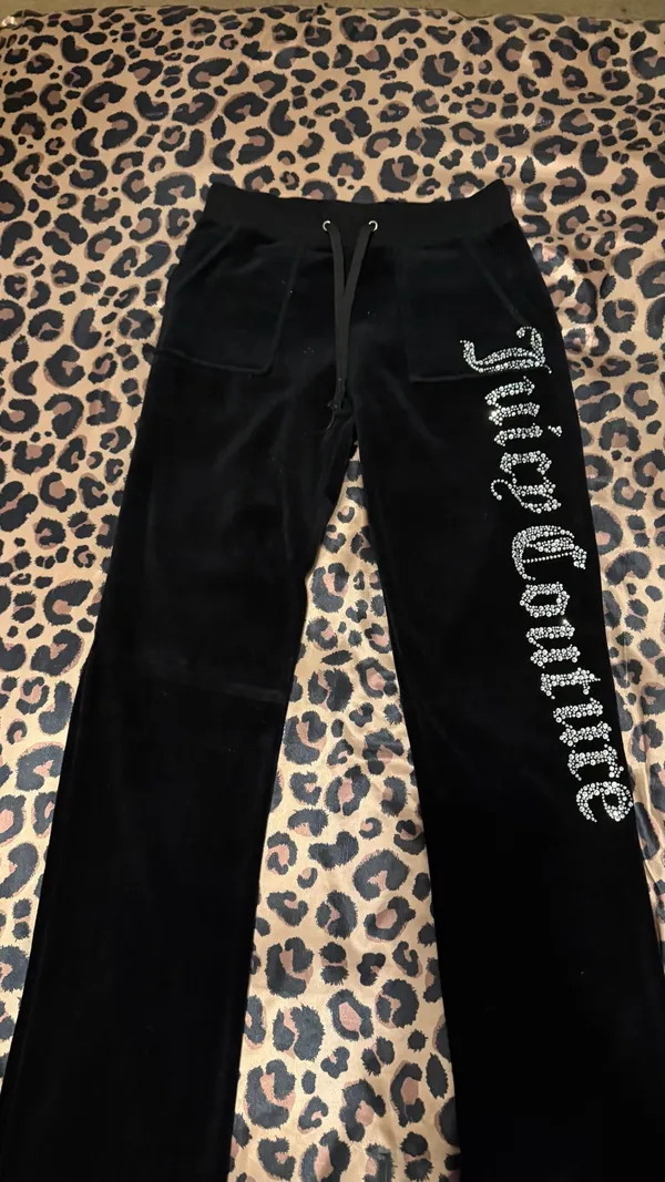 Juicy Couture Velour Tracksuit Vintage Two-Piece - Image 5