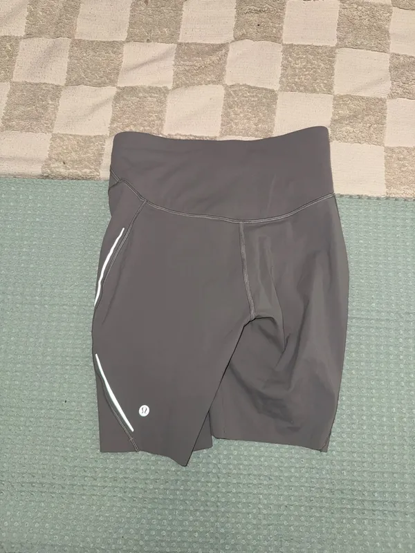 Lululemon Base Pace High-Rise Reflective Short 8" Gull Grey size‎ 8 - Image 6
