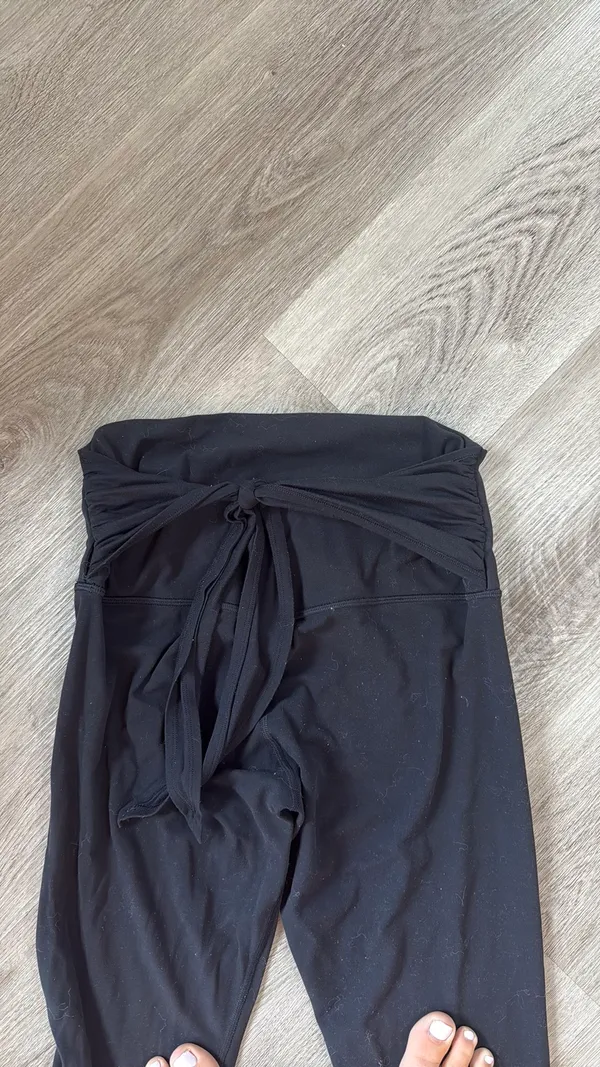 Black Lululemon leggings - Image 7