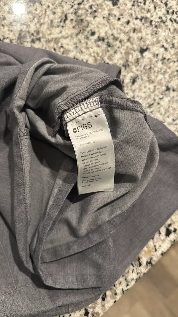 FIGS Set Scrubs - Image 10