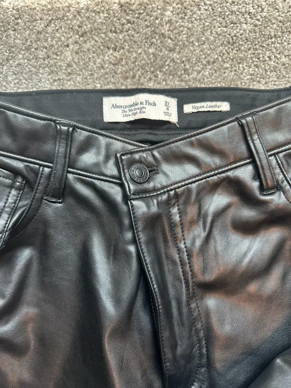 Abercrombie Vegan Leather Pants 90s Straight Ultra High-Rise - Image 3