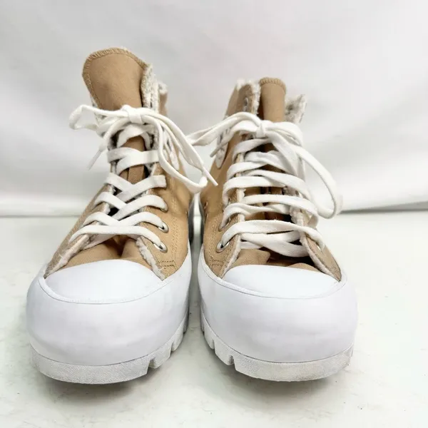 Converse Chuck Taylor Tan Lugged High Top Sherpa Lined Sneakers Women’s Size 8 - Image 2