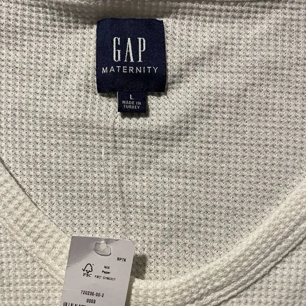 NWT Gap Maternity Shirt Womens Large Cream Waffle Knit Long Sleeve Thermal Scoop - Image 2