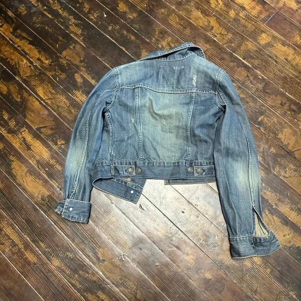 Old Navy distressed XS denim classic cropped jacket - Image 3
