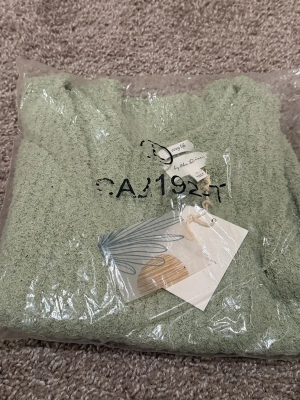 Cottagecore Sage Green Fuzzy Knit Tank Top Blu Pepper Cozy Life Size L NWT - Image 2