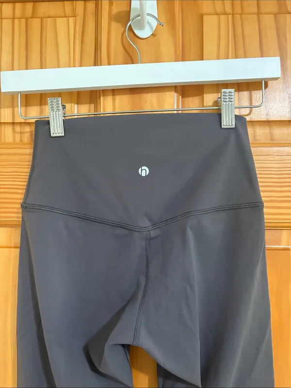 HeyNuts Size XS Dark Grey High-Rise Activewear Legging - Image 3