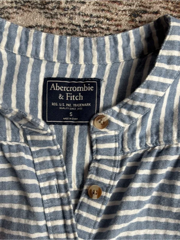 Abercrombie top - Image 2