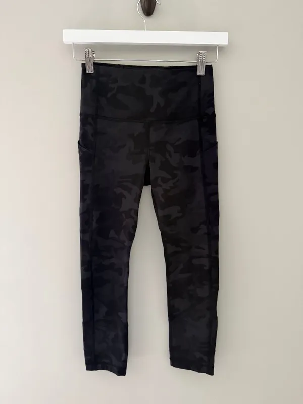 Lululemon Pace Rival High Rise Crop 22 Camo Leggings Women’s 2 Black - Image 3