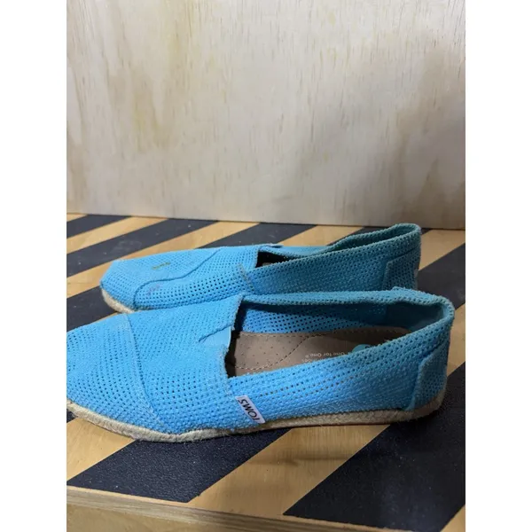 TOMS Blue‎ Slip On Sneakers Women’s US 7.5 Casual Canvas Comfort - Image 2