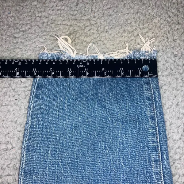 Madewell High Rise Slim Boyjean Women 32‎ Distressed Raw Hem Crop Medium Wash - Image 6