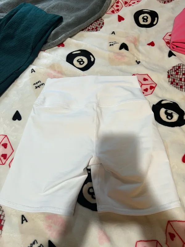 Alo Yoga High-Waisted Shorts Biker - Image 3