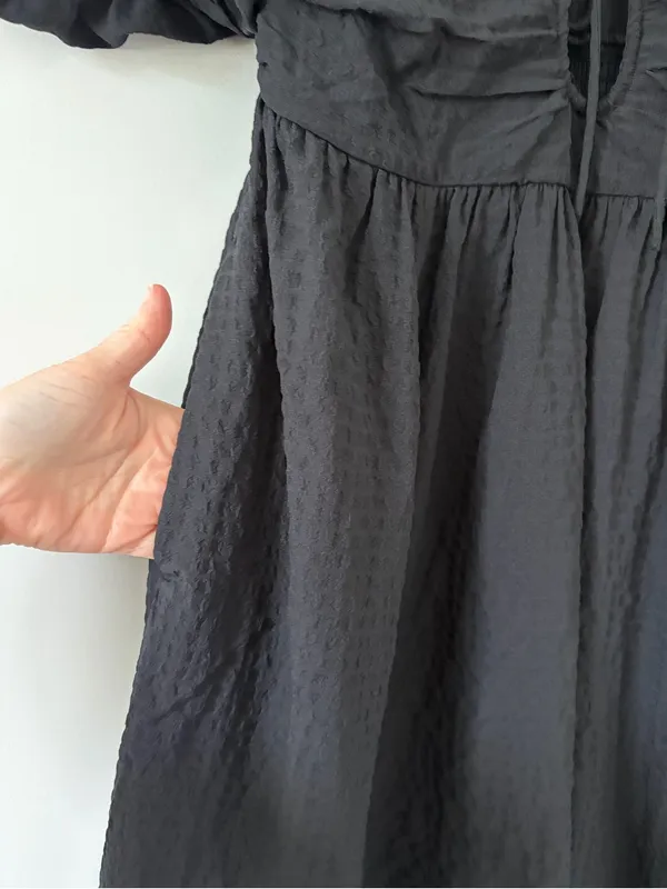 Abercrombie & Fitch Tie Front Textured Puffed Sleeves Maxi Dress Black M - Image 4