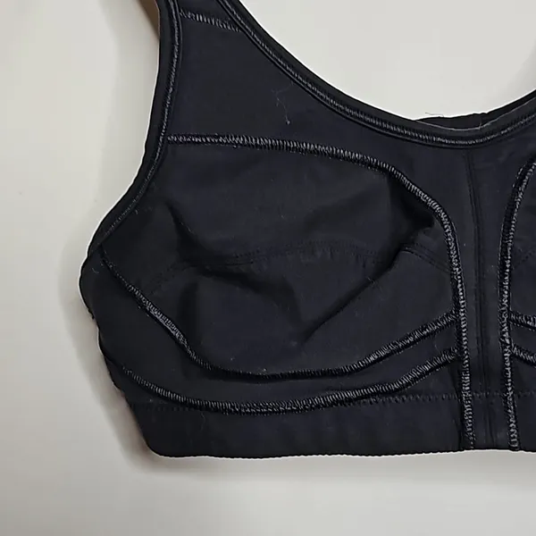 Lululemon athletica black sports bra workout gym training running size Small - Image 3