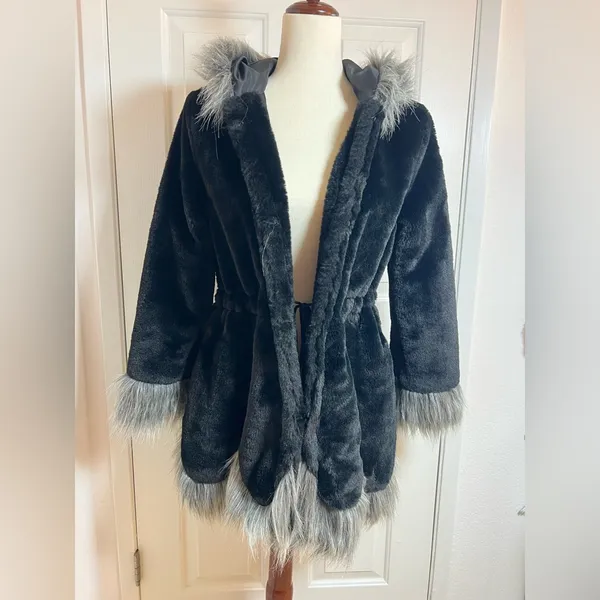 Women's‎ Black and Gray Faux Fur Puffer Coat Size Large - Image 7