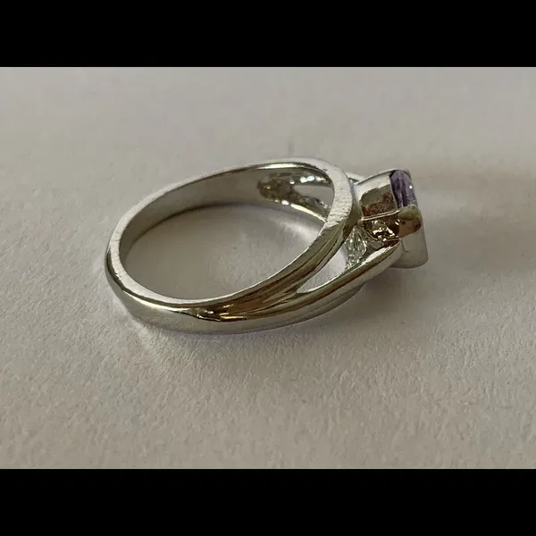 Amethyst Solitaire Light Purple Silver Ring Size 6 NEW - Image 5