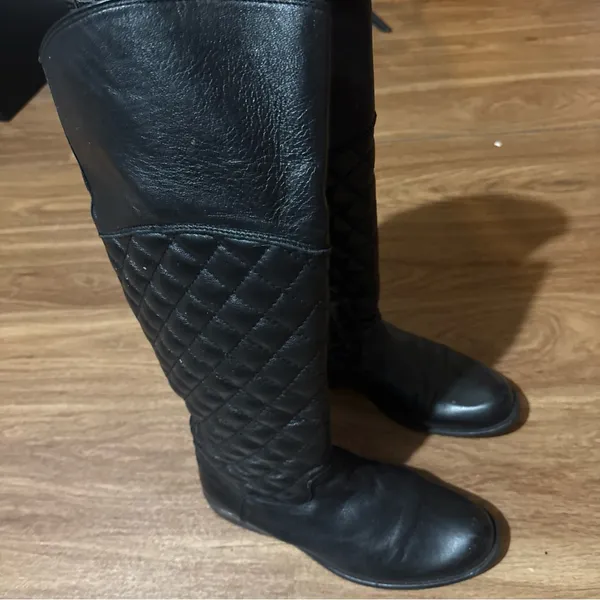 Steve Madden Women's Leather Tall Knee High Zip-up‎ Quilted Boots Size 9.5 Black - Image 2