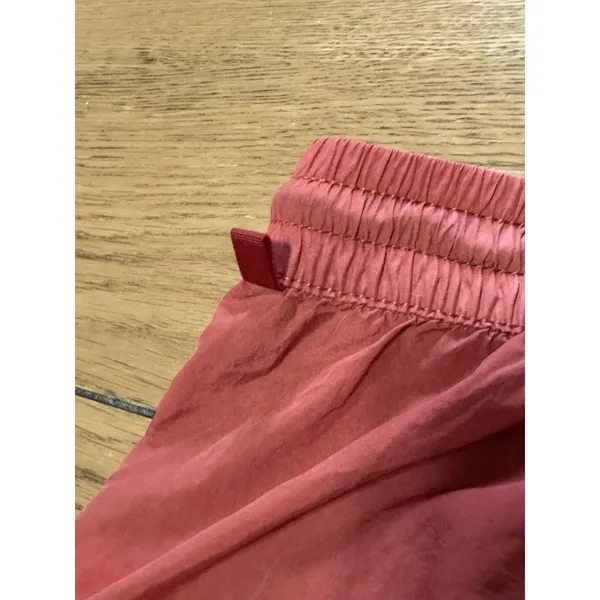 Athleta Expedition Etruscan Red Hiking Athletic Shorts‎ Size 8 Preppy Athleisure - Image 12