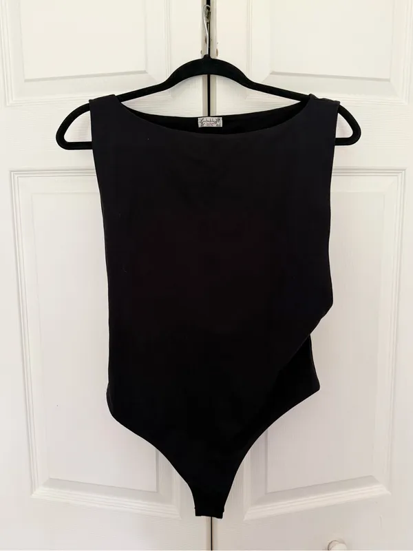 NWOT Free People Raven Bodysuit Black Boatneck Side Slit Black Top Size Medium - Image 3