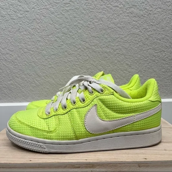 Nike Legend Neon Yellow‎ & White Lace Up Sneakers 6 - Image 2