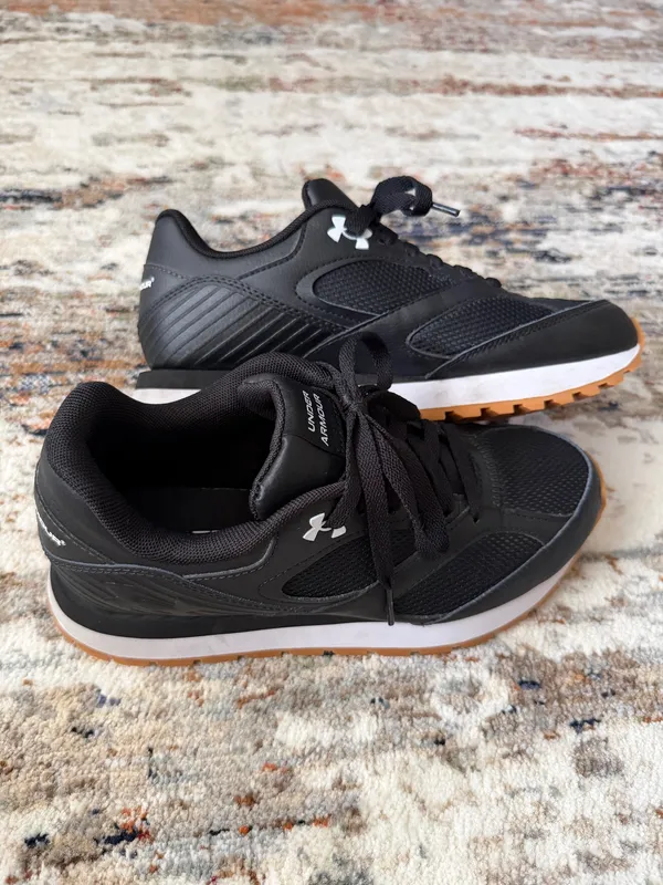 New Balance Black Sneakers - Image 4