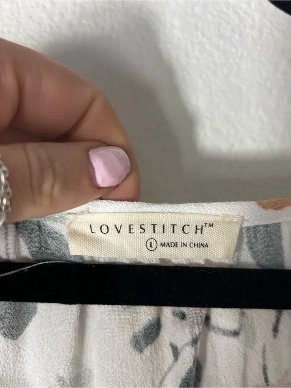 Lovestitch Floral Tie Neck Button Front Blouse Flutter Sleeve L - Image 4