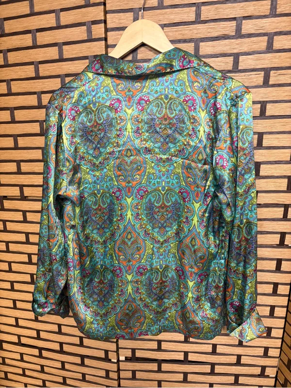 Victoria’s Secret paisley satin button down pajama top size XS - Image 2