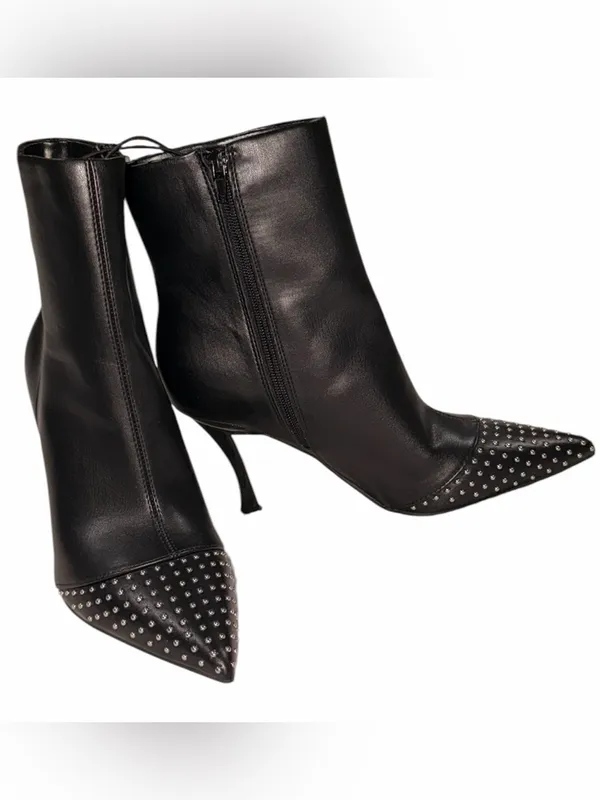 NEW Nine West Black Faux Leather Studded Pointed Toe Ankle Booties Size 10 - Image 4