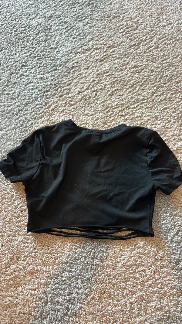 Shein Rock Band Crop Top - Image 4