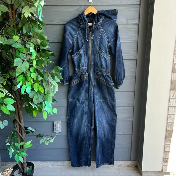 We The Free Women's Blue Denim Hooded Utility Long Sleeve Jumpsuit Size S - Image 2