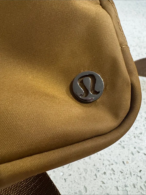 🤍Lululemon Everywhere Belt Bag-Burnt Caramel - Image 5