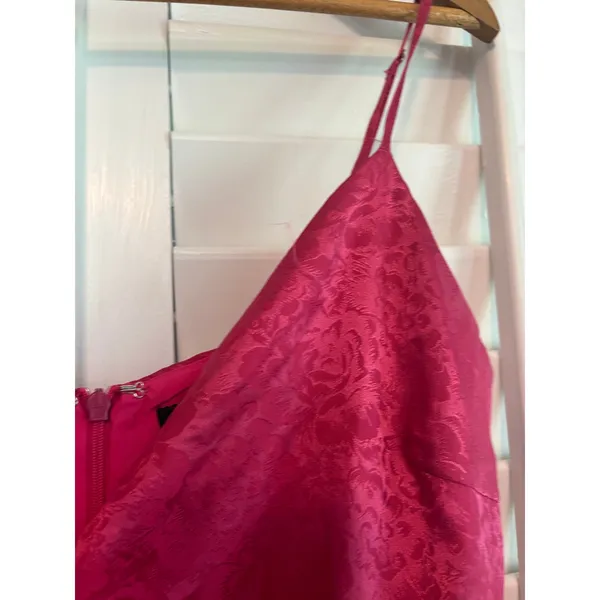 Lulu's Pink‎ Dress Size Medium - Image 6