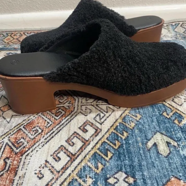 Zby Black Slip On Teddy Textured Clogs Size 8.5 Retro Fall - Image 7