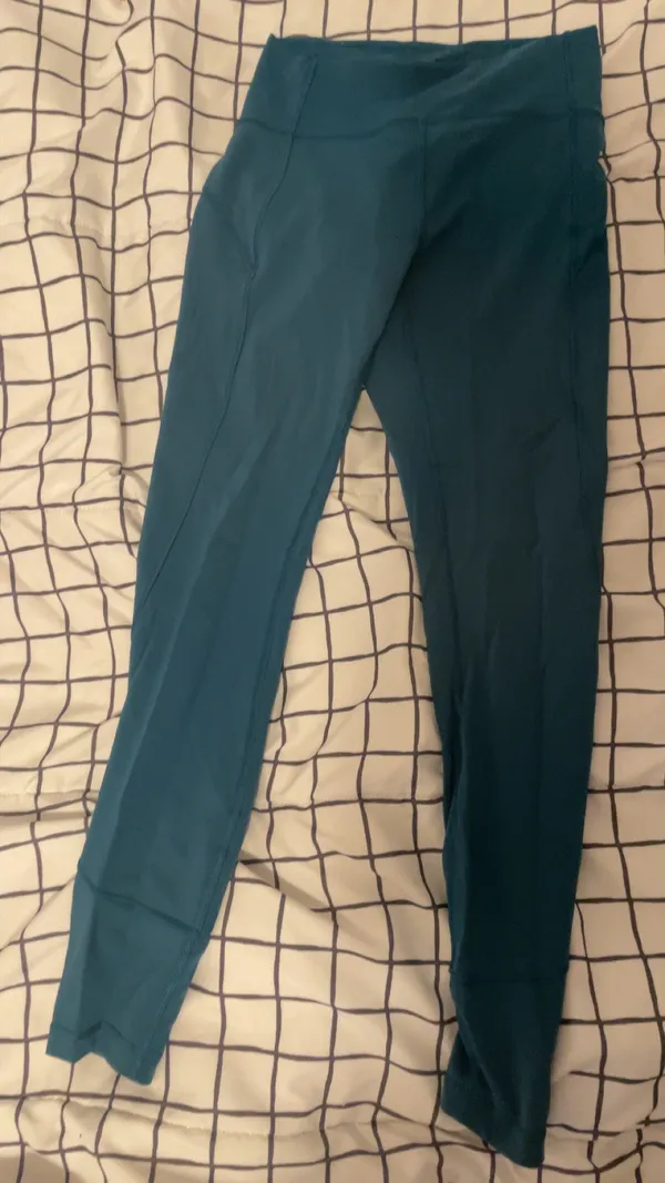 Lululemon blue/teal leggings - Image 4