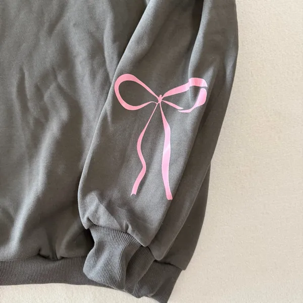 Women's Grey and Pink Bow Theme Sweatshirt Size 3XL #260576 - Image 2