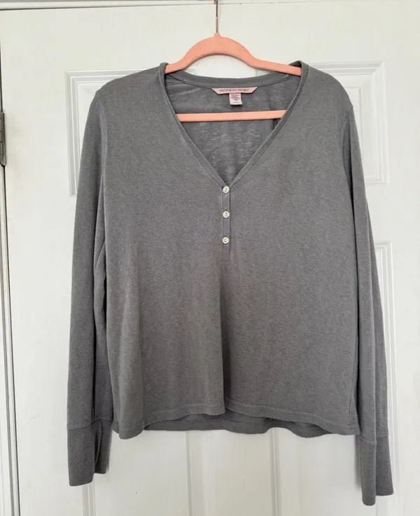 Victorias Secret Grey Loungewear Sweater - Image 5