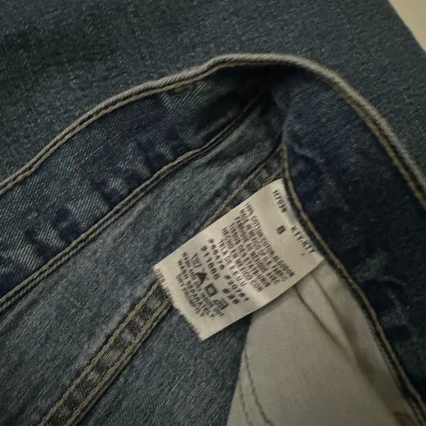 Tommy Hilfiger Size 8 ankle length High Rise Mom Jeans Vintage - Image 9