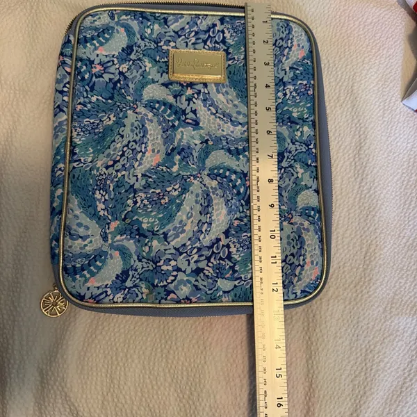 Lilly Pulitzer Agenda Folio in Wave after Wave - Image 2