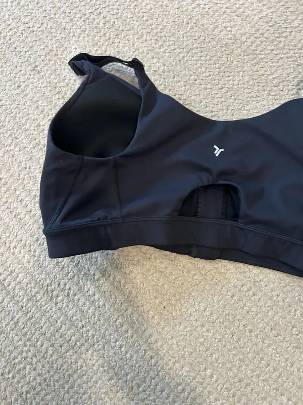 Old Navy sports bra  - Image 6