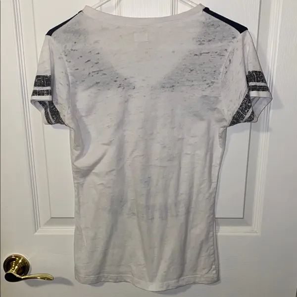 NFL White and Black Short Sleeve Tee Steelers Edition Size Medium - Image 4